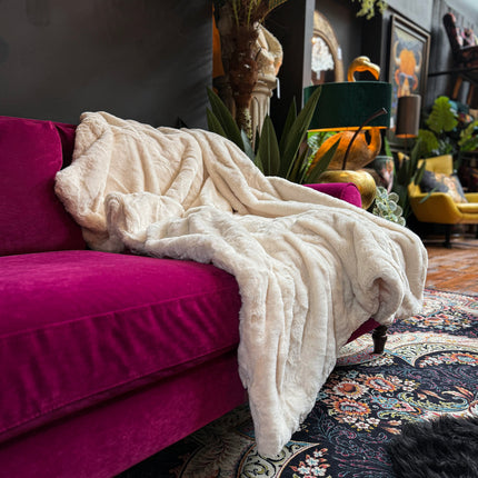 Throw Double Sided Faux Fur in Oyster