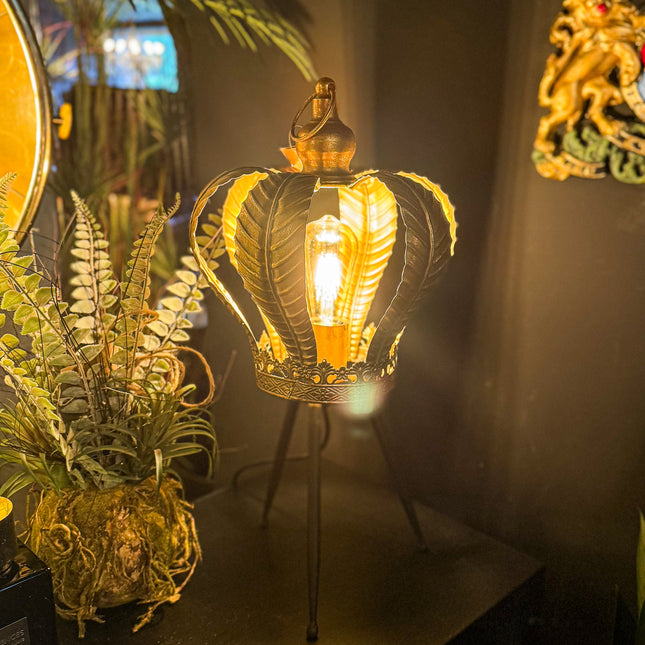 Gold Metal Crown Table Lamp