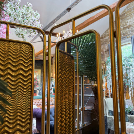 Gold Screen