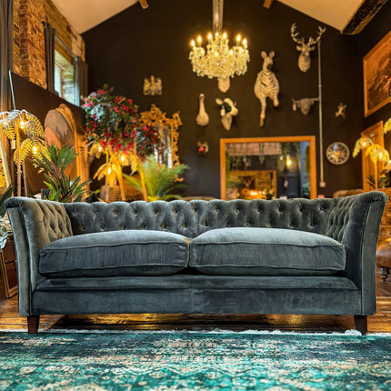 Granby Chesterfield Sofa in Opulence Velvet