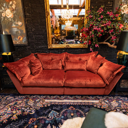Haven in Opulence Velvet