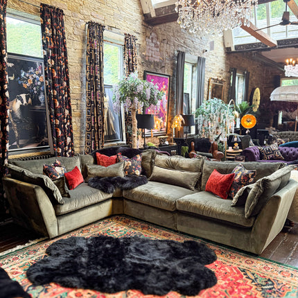 Haven in Opulence Velvet