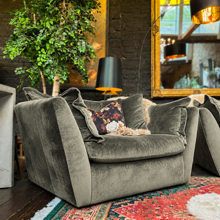 Haven in Opulence Velvet