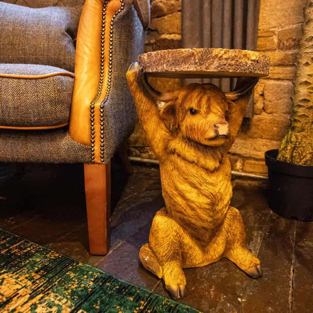 Highland Cow With A Trunk Slice Side Table