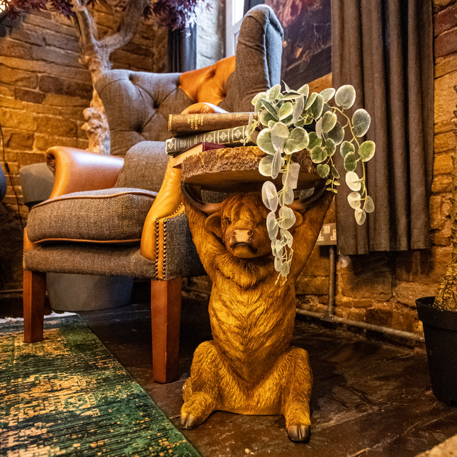 Highland Cow With A Trunk Slice Side Table