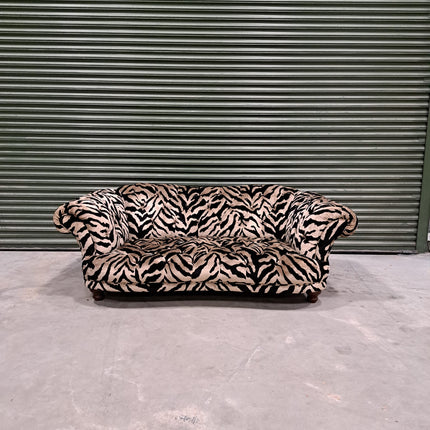 Oskar 3 Seater Sofa in Zebra Cream - Clearance