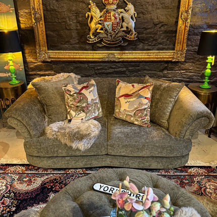 Oliver in Eddy Velvet