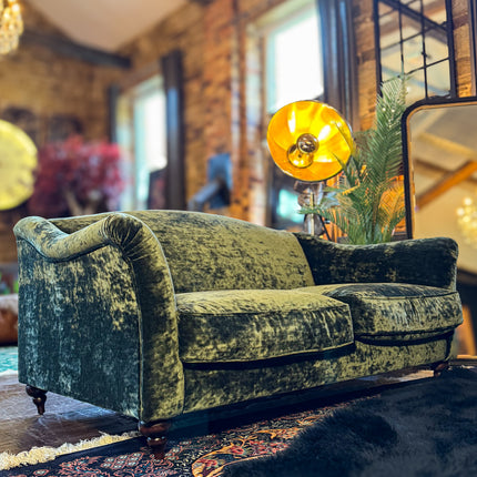 Lamour by Spink & Edgar in Orchid Velvet