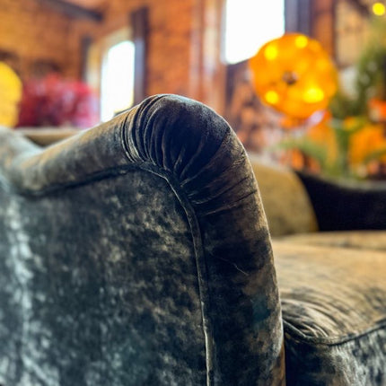 Lamour by Spink & Edgar in Orchid Velvet