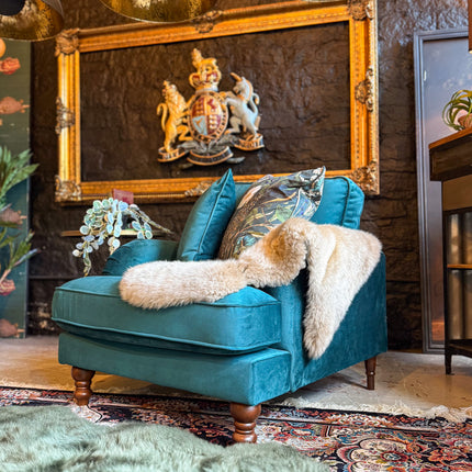 Albert Armchair in Plush Velvet