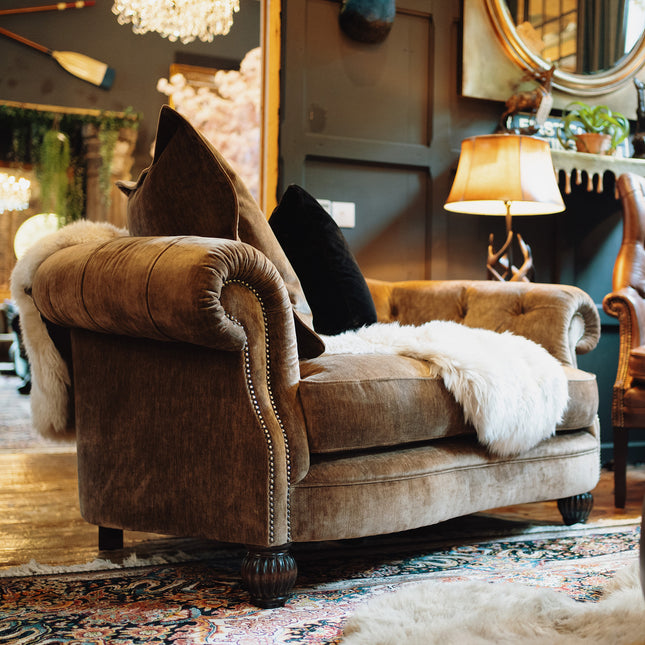 Knightsbridge Tetrad Snuggler Sofa in Vintage Cinnamon