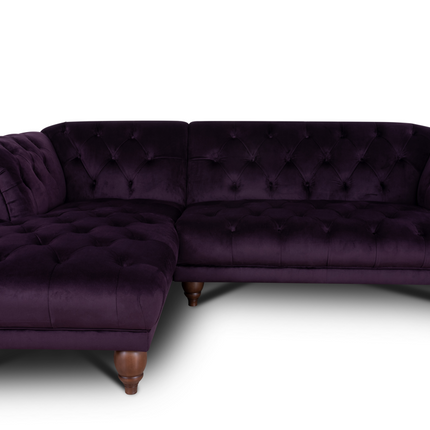 Oskar Italia Chesterfield in Plush Velvet