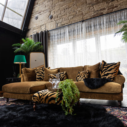 Dopamine in Opulence Velvet