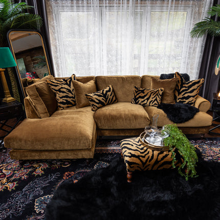 Dopamine in Opulence Velvet