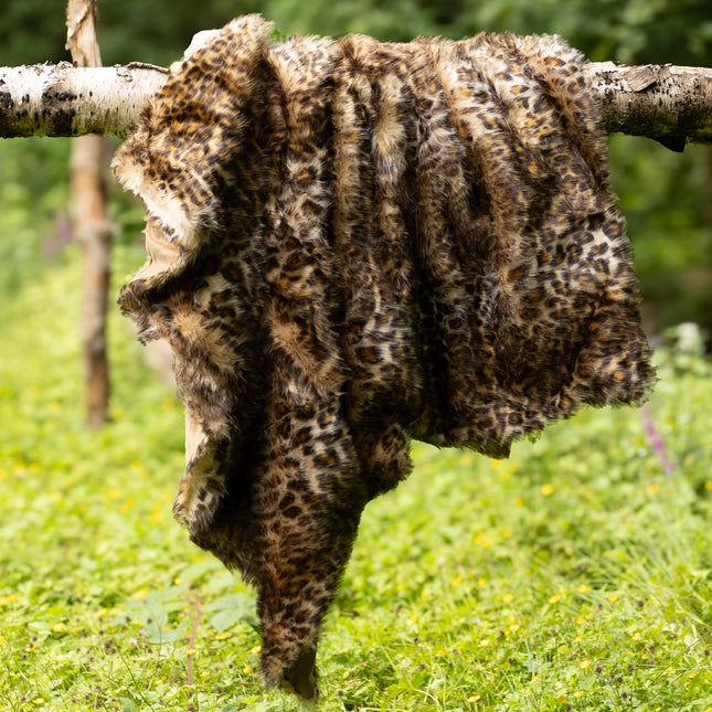 Throw Faux Fur Light Leopard Print