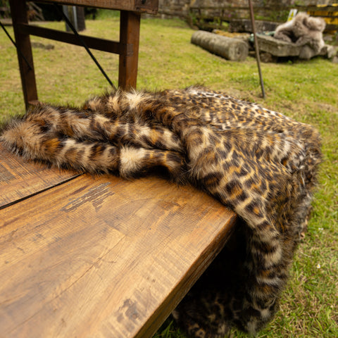 Throw Faux Fur Light Leopard Print