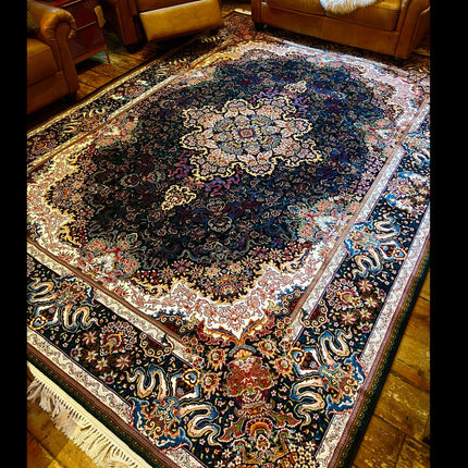 Rug Lotus (2.5 x 3.5m) Black