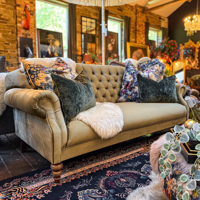 Mayfair in Plush Velvet - New Promo