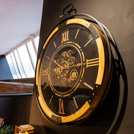 Moving Gears Clock with Cogs