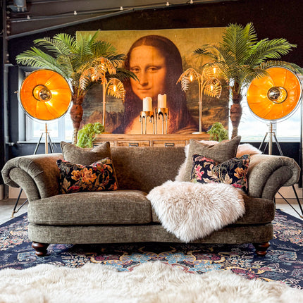 Oliver in Eddy Velvet