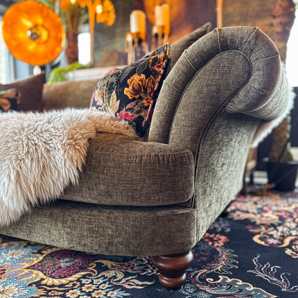 Oliver in Eddy Velvet