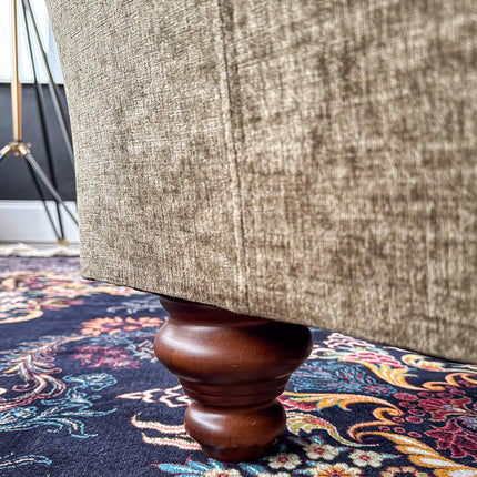 Oliver in Eddy Velvet