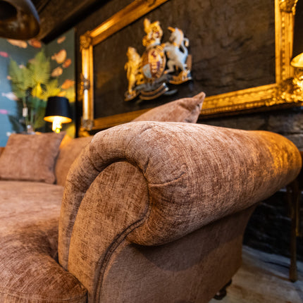 Oliver in Eddy Velvet