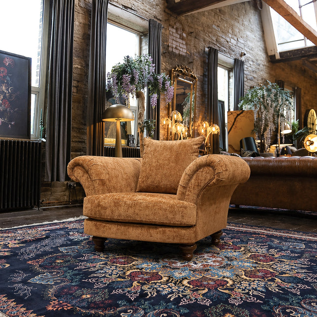Oliver Armchair in Brown Rust