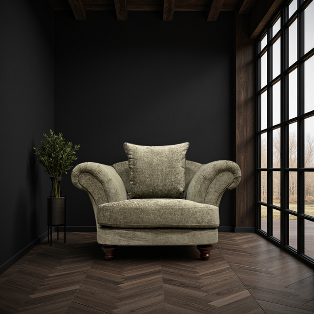 Oliver Club Chair in Eddy Velvet