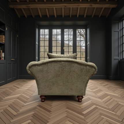 Oliver Club Chair in Eddy Velvet
