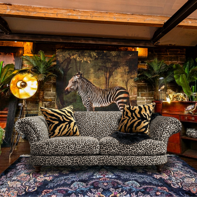 Oliver in Animal Fabric - Muv