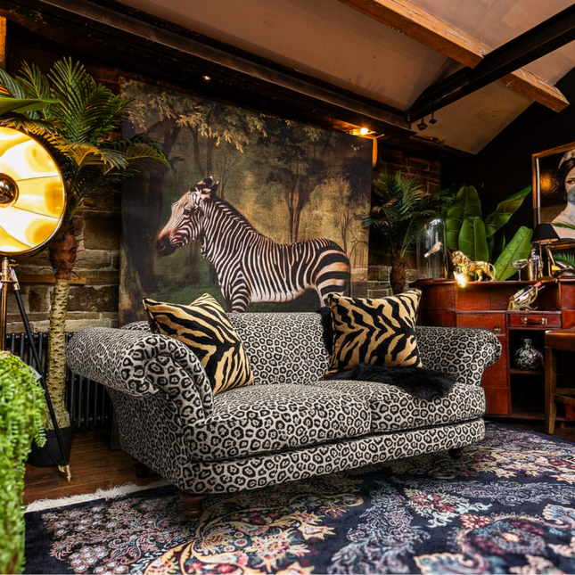 Oliver in Animal Fabric - Muv