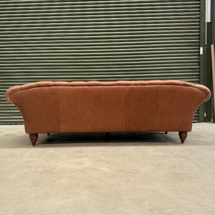 Oskar Italia Chesterfield 4 Seater Sofa in Saddle Leather - Factory Seconds