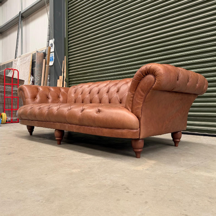 Oskar Italia Chesterfield 4 Seater Sofa in Saddle Leather - Factory Seconds
