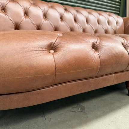 Oskar Italia Chesterfield 4 Seater Sofa in Saddle Leather - Factory Seconds