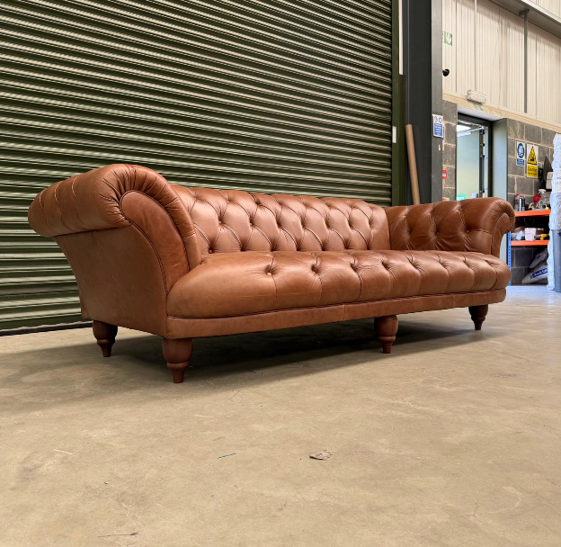 Oskar Italia Chesterfield 4 Seater Sofa in Saddle Leather - Factory Seconds