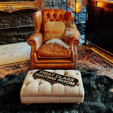 Oskar Wingback Chesterfield Armchair