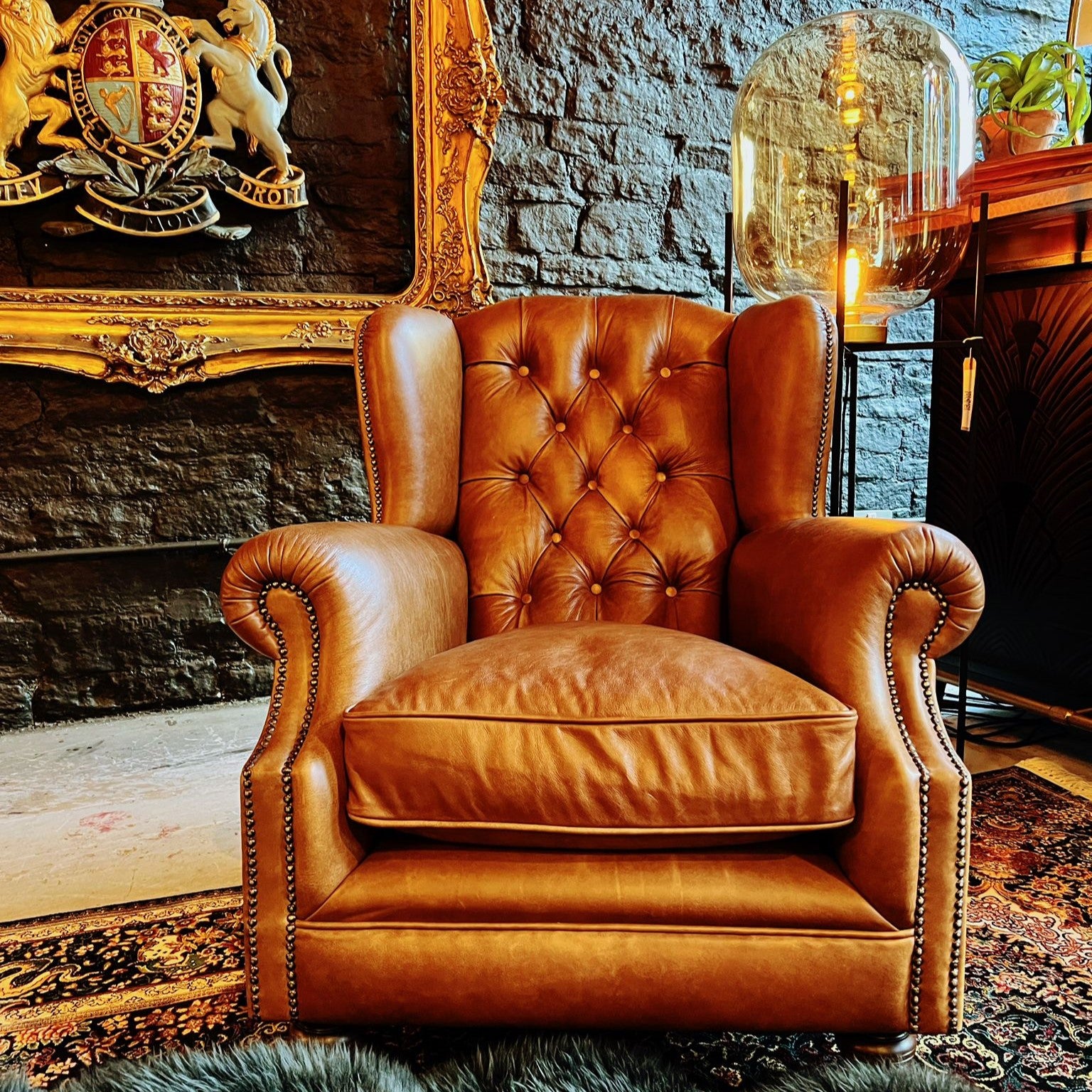 Second hand 2024 chesterfield wingback chair