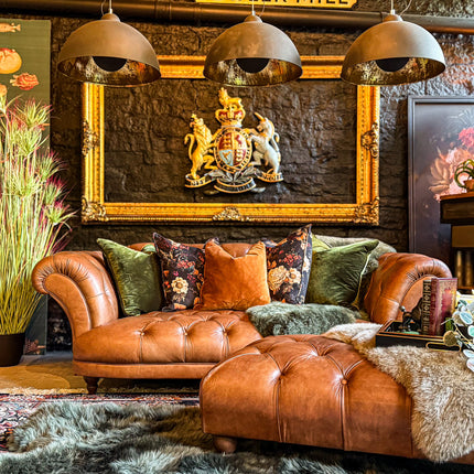 Oskar Italia Chesterfield in Arena Leather