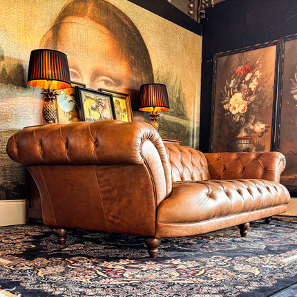 Oskar Italia Chesterfield in Arena Leather