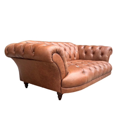 Oskar Italia Chesterfield in Arena Leather