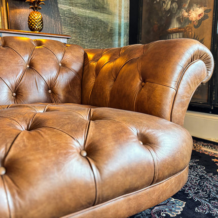 Oskar Italia Chesterfield in Arena Leather