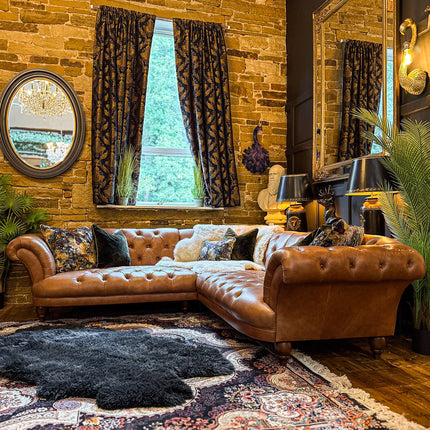 Oskar Italia Chesterfield in Arena Leather