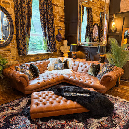 Oskar Italia Chesterfield in Arena Leather