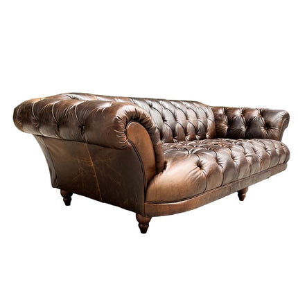 Oskar Italia Chesterfield in Columbus Leather