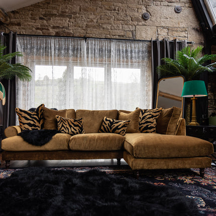 Dopamine in Opulence Velvet
