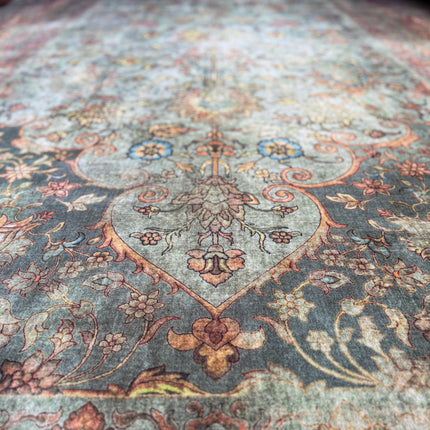 Rug Distressed Moss Green (Various Sizes)