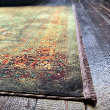 Rug Distressed Moss Green (Various Sizes)