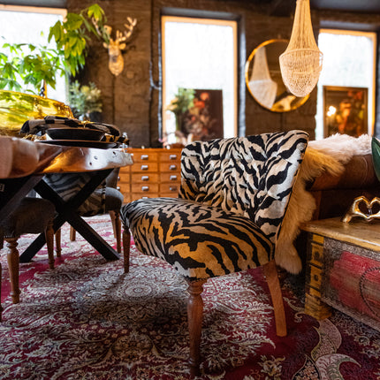 Selfridges Buttoned Dining Bench in Zebra Cream