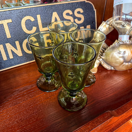 Set of 4 Bee wine Glasses in Olive - Clearance